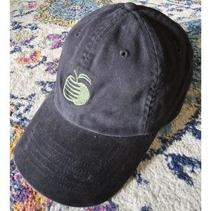 Jack Daniels Tennessee Apple Whiskey Strapback Black Hat Strapback KC CAPS